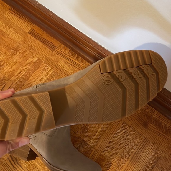 Sorel Cate waterproof taupe suede boots | Size 12 | NWT - Picture 5 of 9